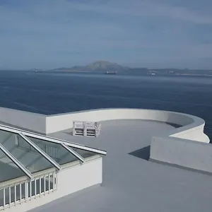 White House Tarifa Гостевой дом