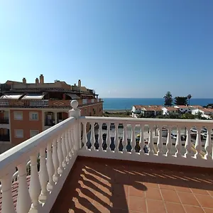 Lovely Penthouse In Front Of The With Free Parking Appartement Málaga